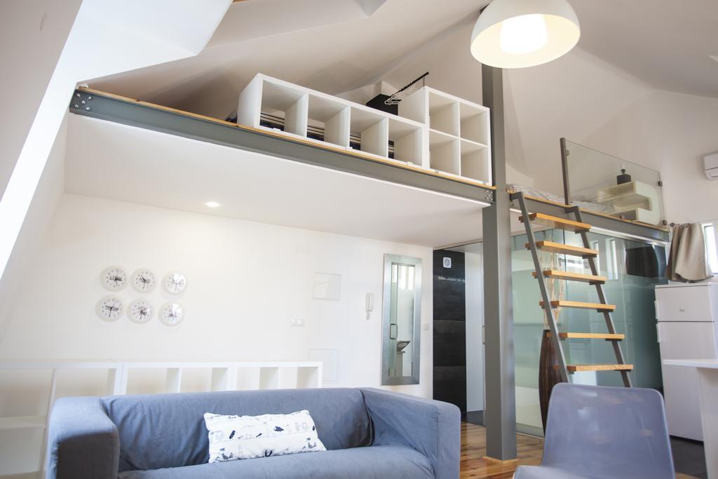 Mezzanine With A View In Bairro Alto Lejlighed Lisboa